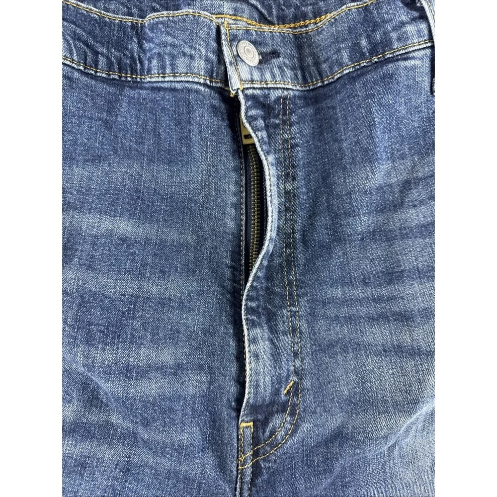 Levi's 559 Relaxed Fit Straight Leg Jeans Men's 48x29 Medium Wash Blue Denim
